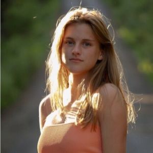 Meet your Posher, Caitlyn